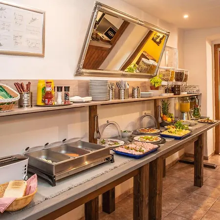 U Bile Pani Oda ve Kahvaltı