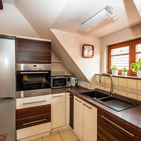 U Bílé Paní Couette-café Český Krumlov